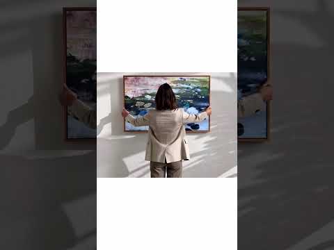 Do not touch the art